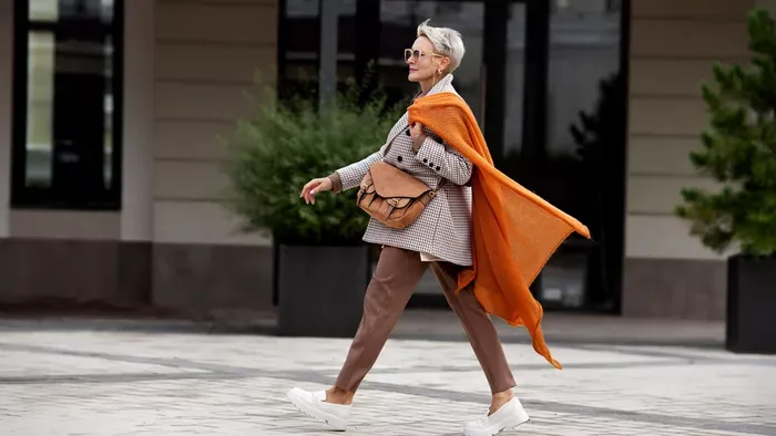 Kényelmes és nőies: ezeket a darabokat vedd elő 50 felett