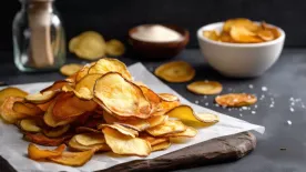 Többé nem költesz a boltira, ha ezt megkóstolod: ízletes, ropogós házi chips, amivel nem tudsz majd betelni