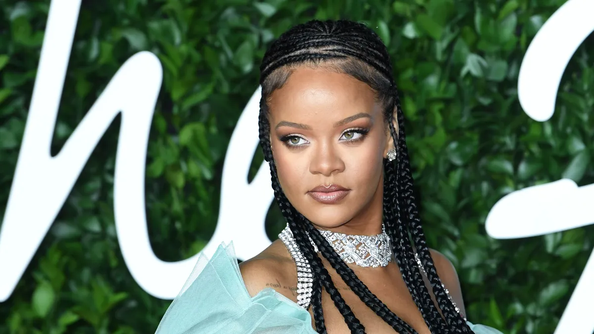Rihanna kislánya, a hét hónapos Rocki Irish és a világhírű énekesnő először pózolnak közösen egy exkluzív magazin címlapján