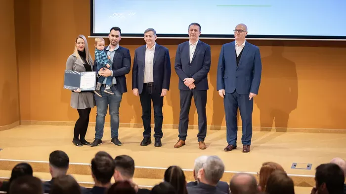 124 millió forinttal segítik a Vál-Völgyben élő családokat