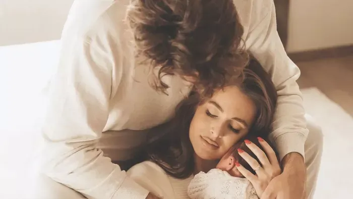 Sydney van den Bosch először szólalt meg az anyaságról