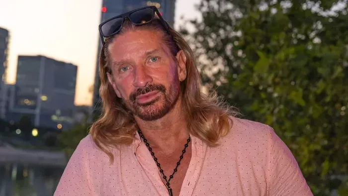 Pintér Tibor: „A művészetnek is felelőssége van a békében”