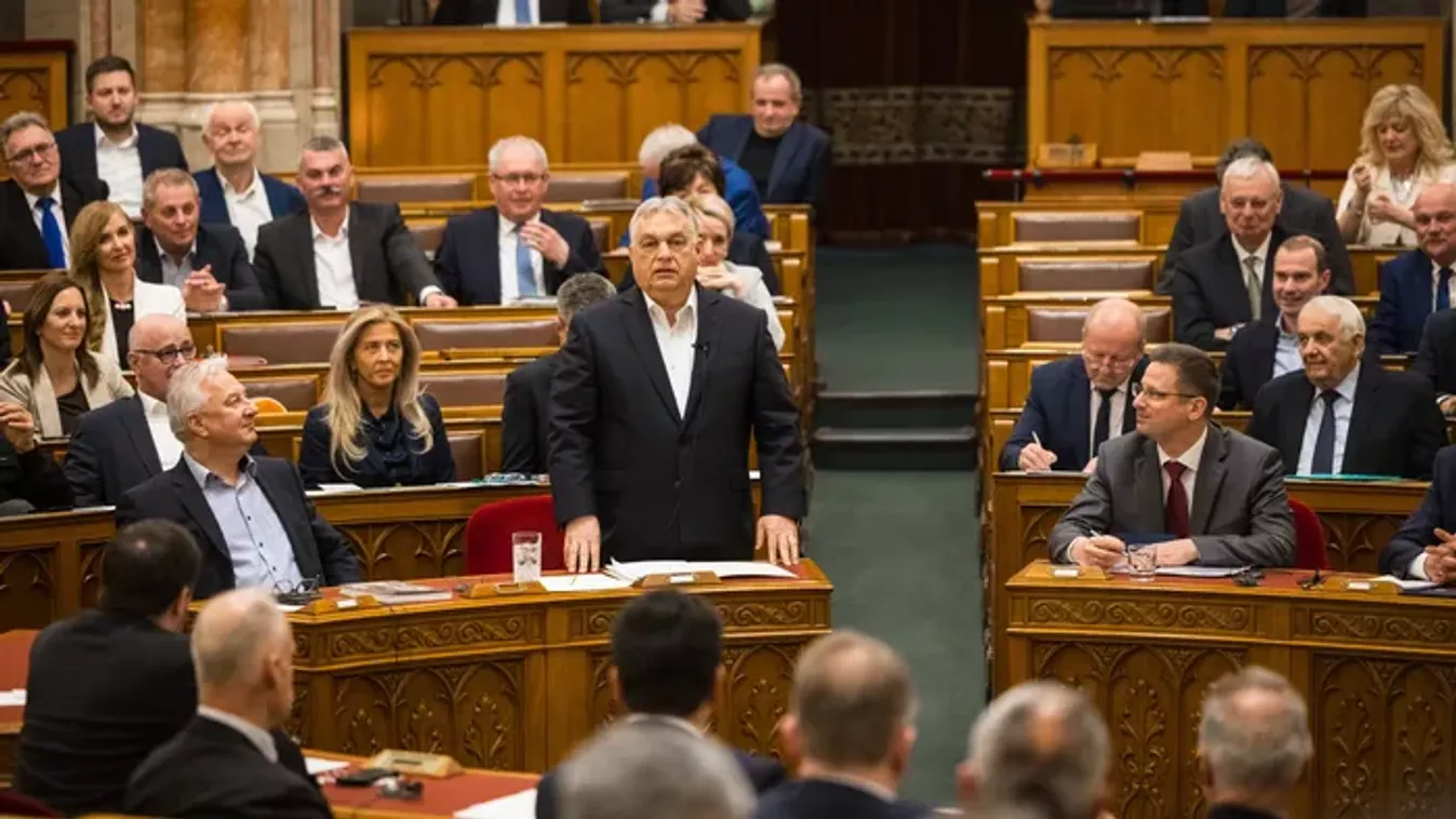 Orbán Viktor: Éjfél óta érvényben a védett árak a benzinkutakon