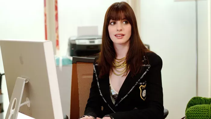  Hogy micsoda? Kicserélték Anne Hathaway magyar hangját!