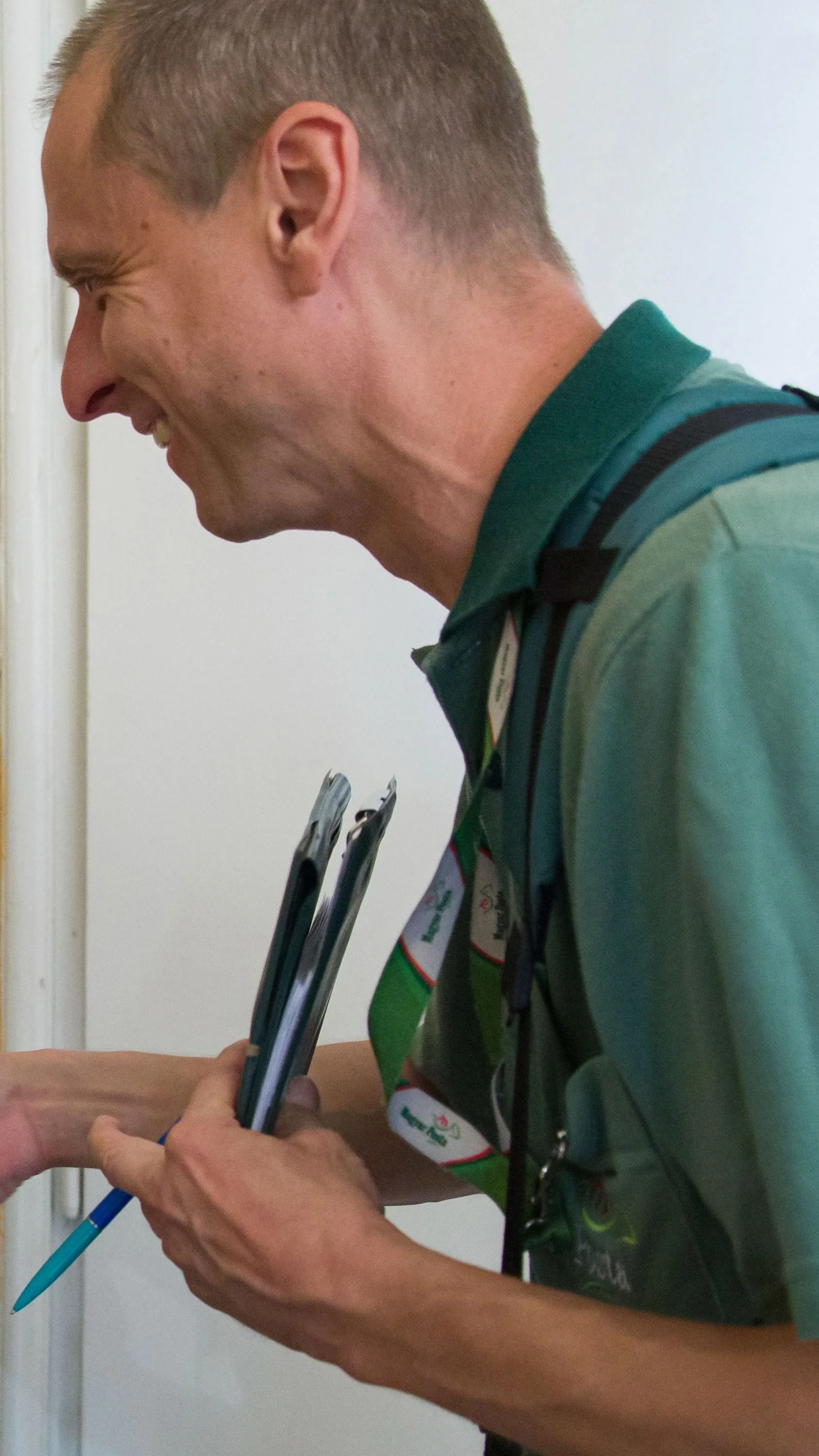 Egy hős postás mentette meg a bácsi életét