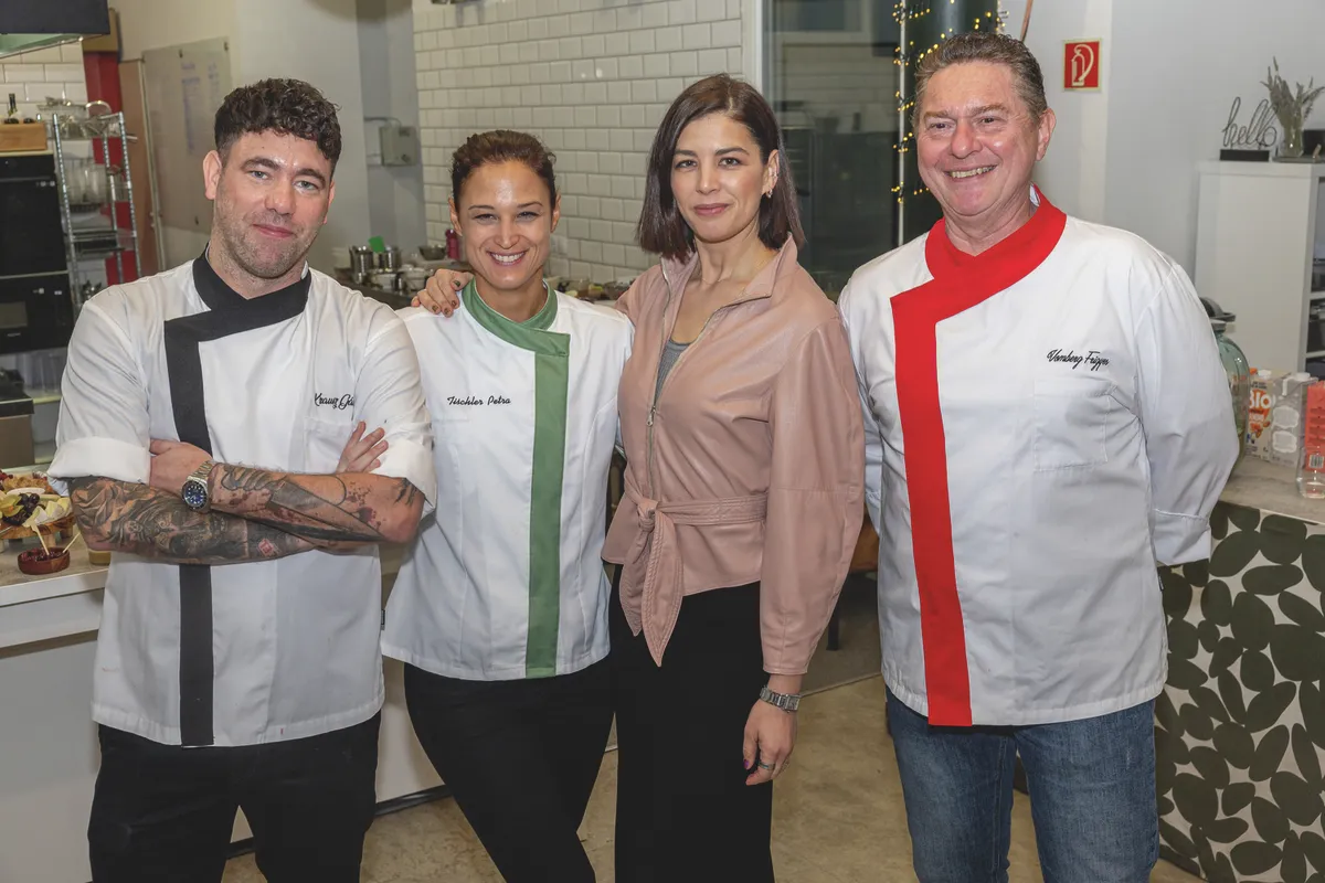 Nem várt fordulat a Séfek Séfe stúdiójában: szirénázó mentő érkezett.