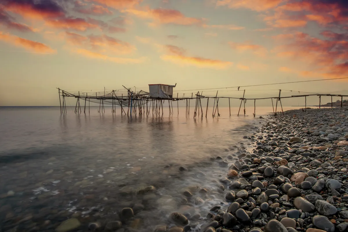 Tekirdağ tengerpartja naplemente idején.