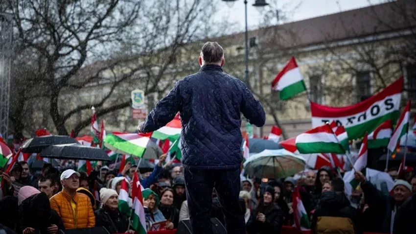 Orbán országjárása: itt nézheted élőben a szolnoki gyűlést