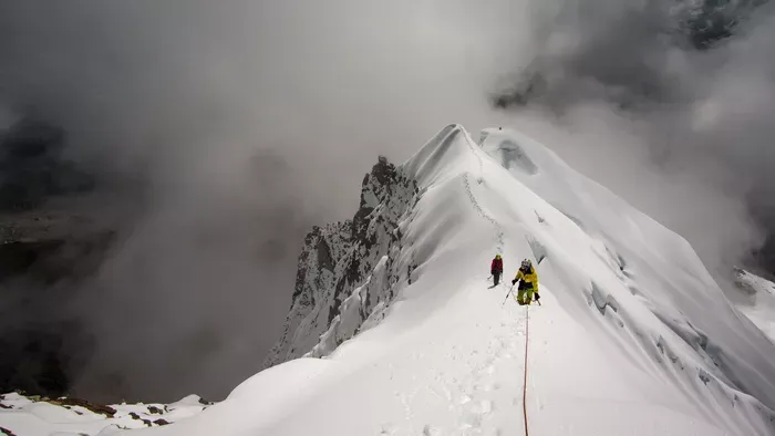 Szikláról zuhant a halálba egy tapasztalt hegymászó