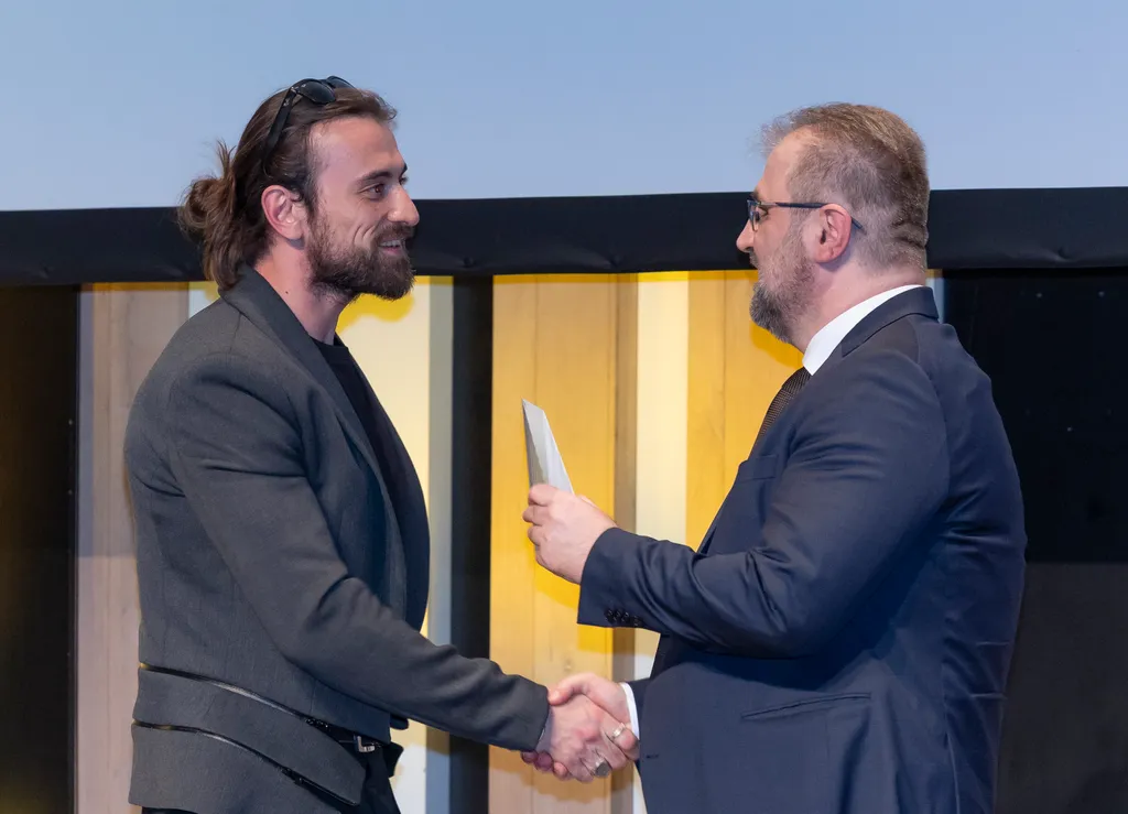 2026_03_18_Televíziós díjkiosztó_SZL