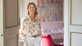 Blúz vagy póló? Egyszerű stílustippek 50 feletti nőknek