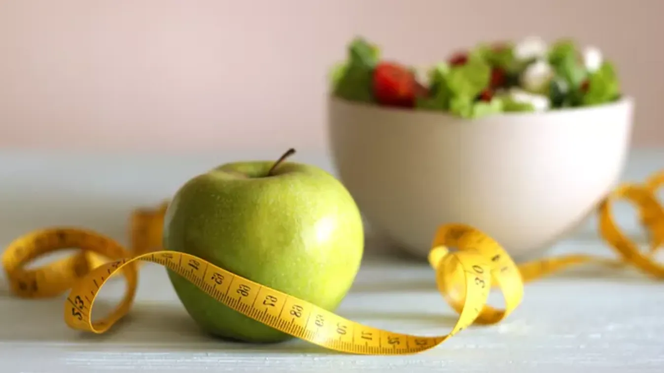 Egy fotózás nyitotta fel a szemét: kutyájával együtt kezdett fogyózni