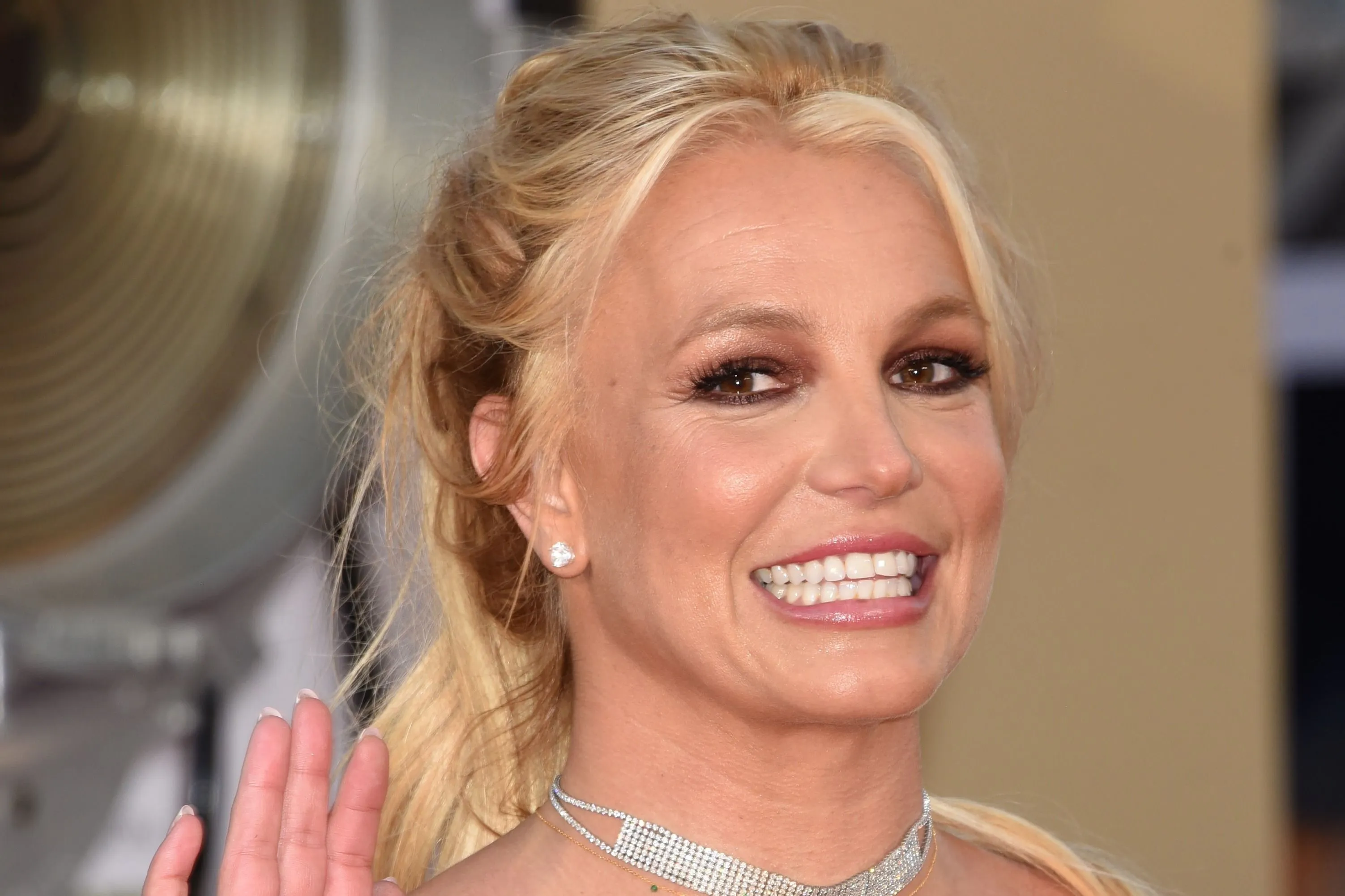 Britney Spears volt férjét beperelte a Bank of America