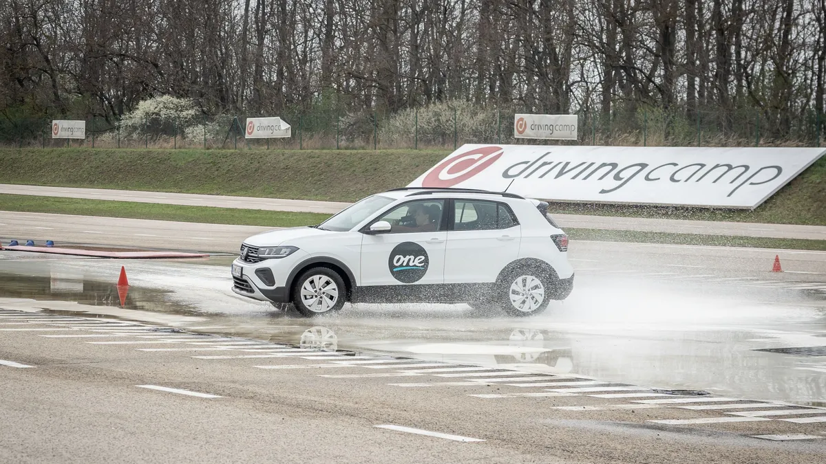 „Csendes gyilkos” a volánnál: Miért nem tudtam elküldeni egyetlen SMS-t sem a pályán?