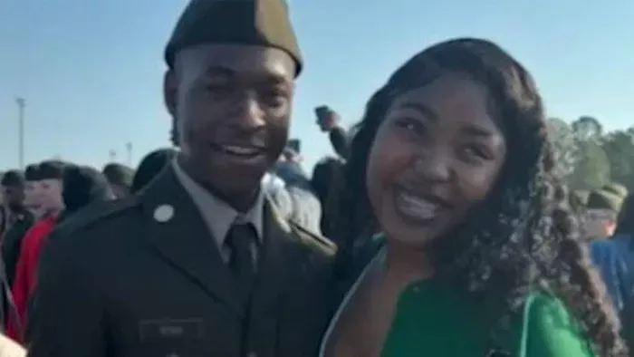 A szülés után végzett a feleségével, majd saját magával is