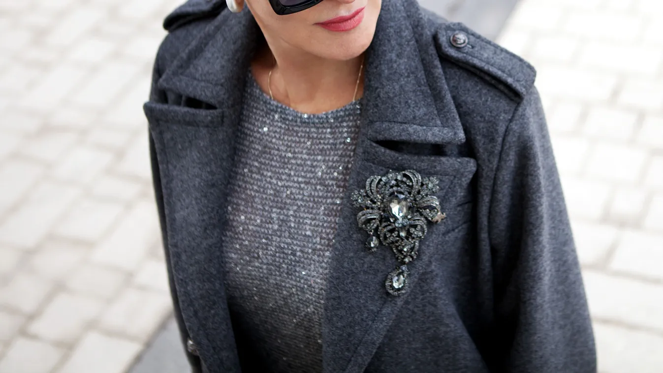 A régi kedvenc idén tavasszal ismét visszatér – Így viseld stílusosan és nőiesen nagyanyáink imádott ékszerét