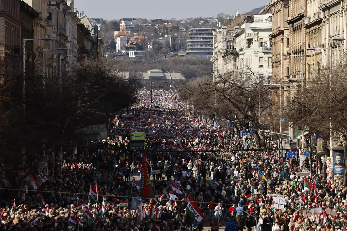 2026.03.15 _Békemenet