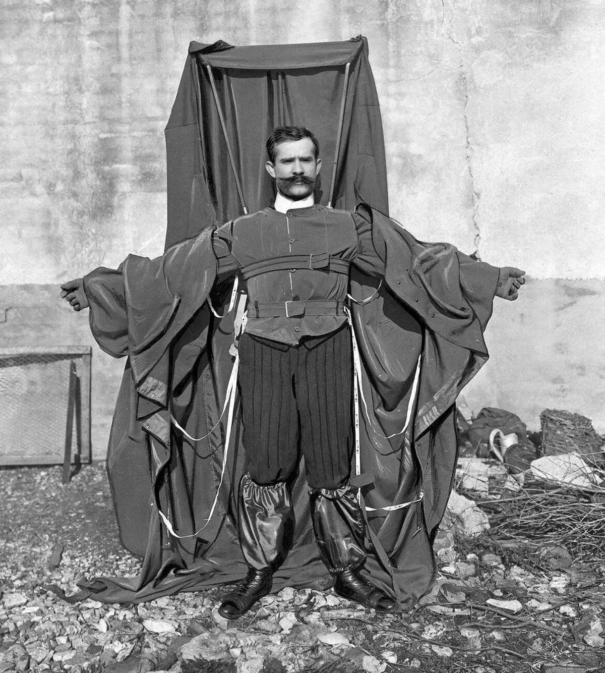 Franz Reichelt, aki furcsa halálesetet szenvedett.