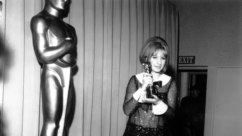 Az Oscar-gála legbotrányosabb ruhái: máig nem tudtuk feldolgozni