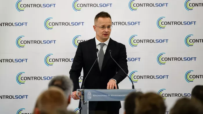 Megy a színjáték: újabb 5,5 milliárd eurót kértek az ukránok