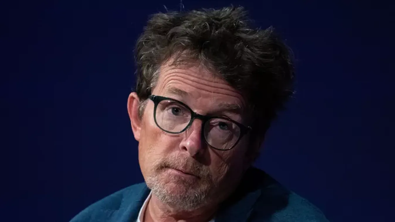 Tiszta apja: Michael J. Fox hasonmásával érkezett a 2026-os Actor Awardsra