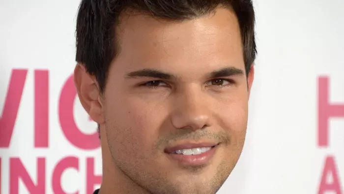 Édesapa lesz Taylor Lautner
