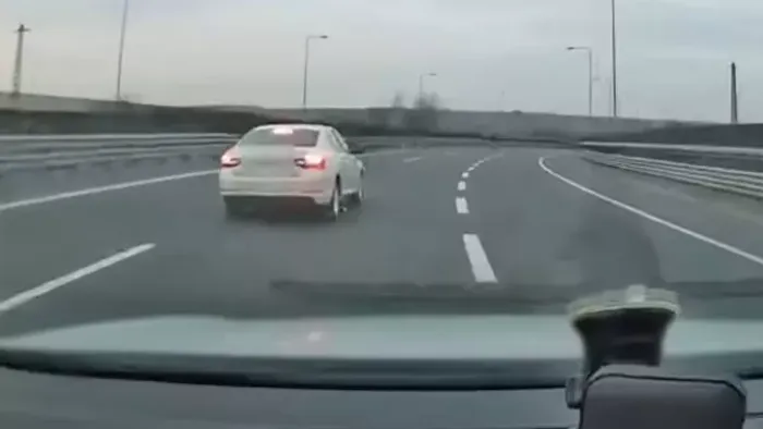 Büntetőfékezett, majd úgy kiakadt, hogy maga hívott rendőrt