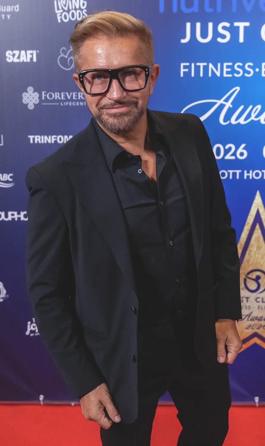 Jákob Zoltán legújabb kocsija egy Lamborghini. 