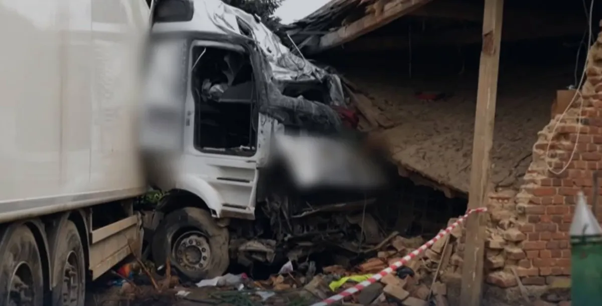 Zalabaksai horror: kamion csapódott a tinilány szobájába