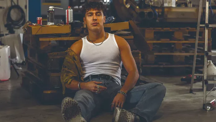 Pályát vált Hegyes Berci?