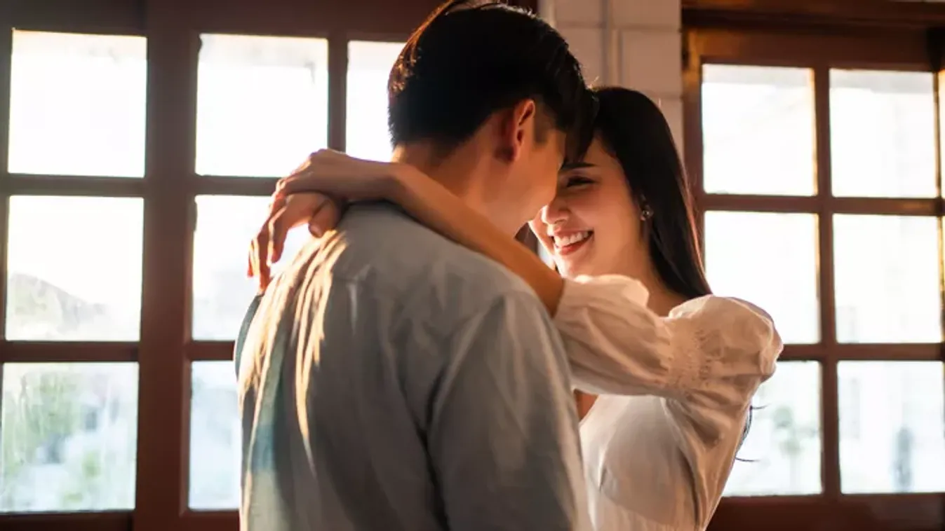 Csupán ennyi lenne a boldog párkapcsolat titka? Íme a „háromórás éjszaka” szabály, ami mindent megváltoztat