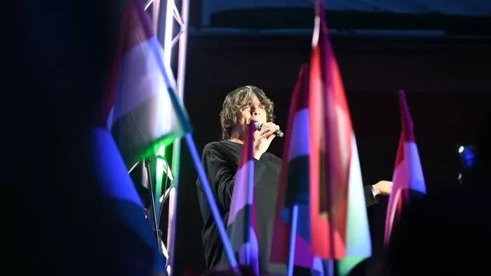 Orbán Viktor országjárása: Ismét zúgott a taps Takáts Tamás dala után