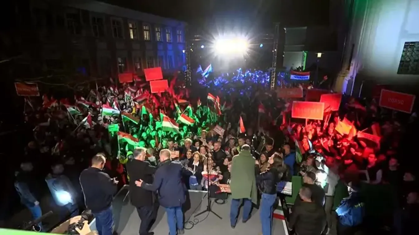 Eddig nem látott videó került elő: szabályosan szétszedte az esztergomi tömeg Orbán Viktort