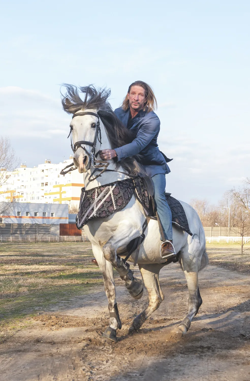 Pintér Tibor ismét egy új történetet visz színre.