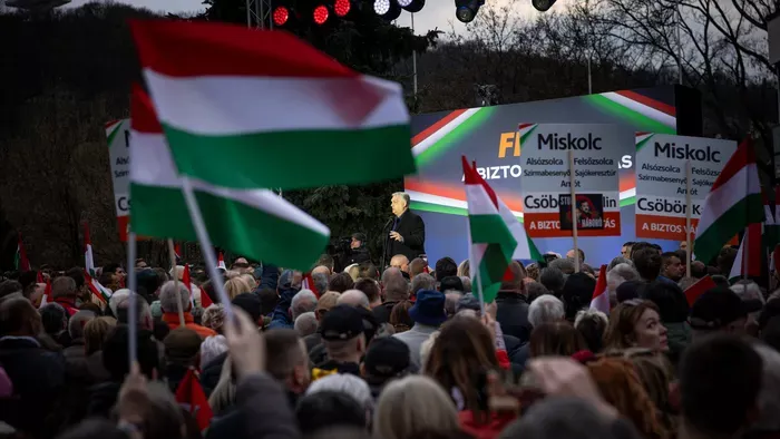 Országjárás: nézd meg Orbán Viktor szemszögéből a tömeget