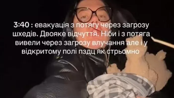 Csecsemőjével együtt menekült a drónok elől az édesanya