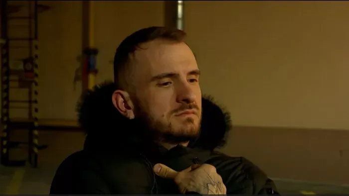 Séfek Séfe versenyzőt mentő vitte el