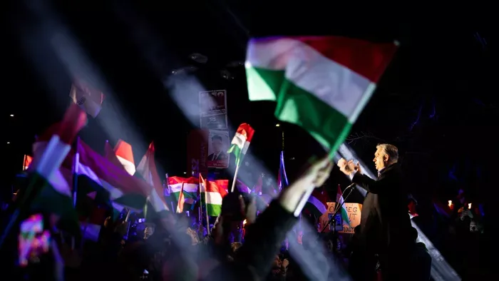 Így nézett ki Orbán Viktor országjárása Dunaújvárosban