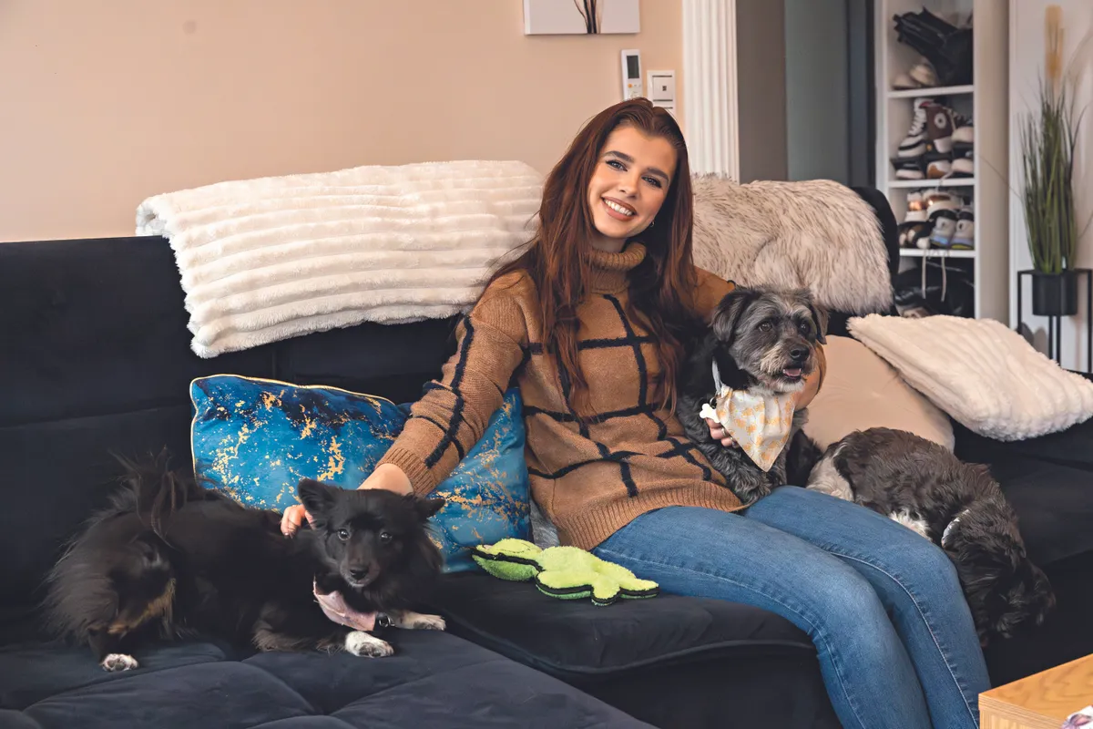 Viczián Viktória kutyáival