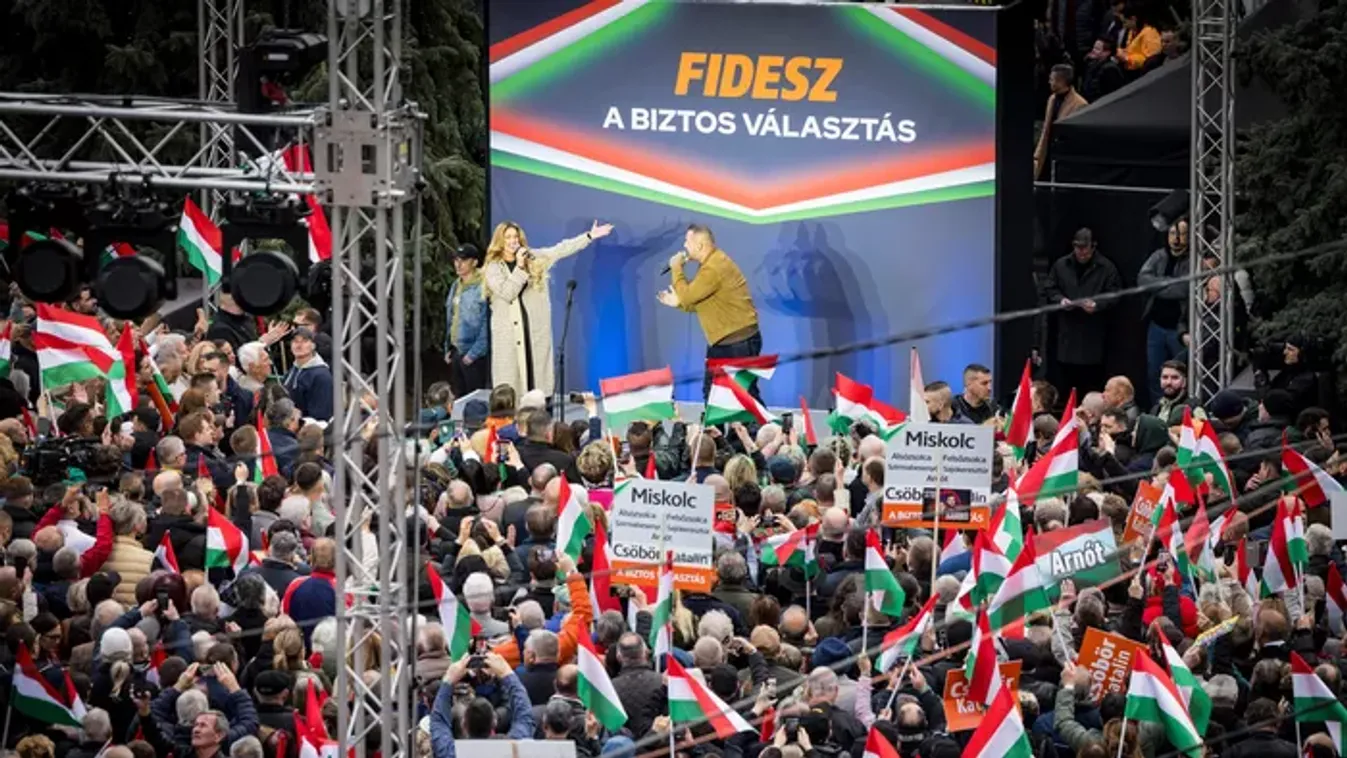 Orbán Viktor országjárása Miskolcra érkezett: Zúgott a taps Curtis és Radics Gigi dala után