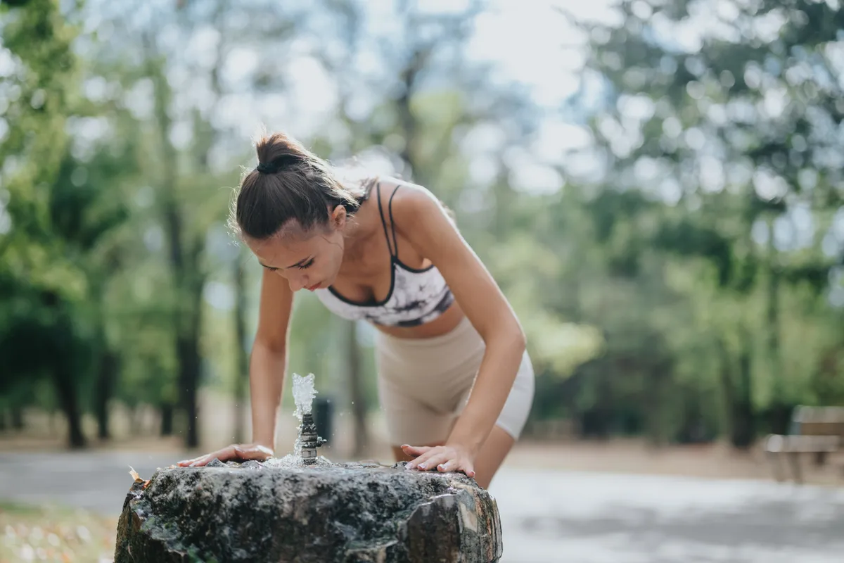 A zirci fiatalító-forrásból vize