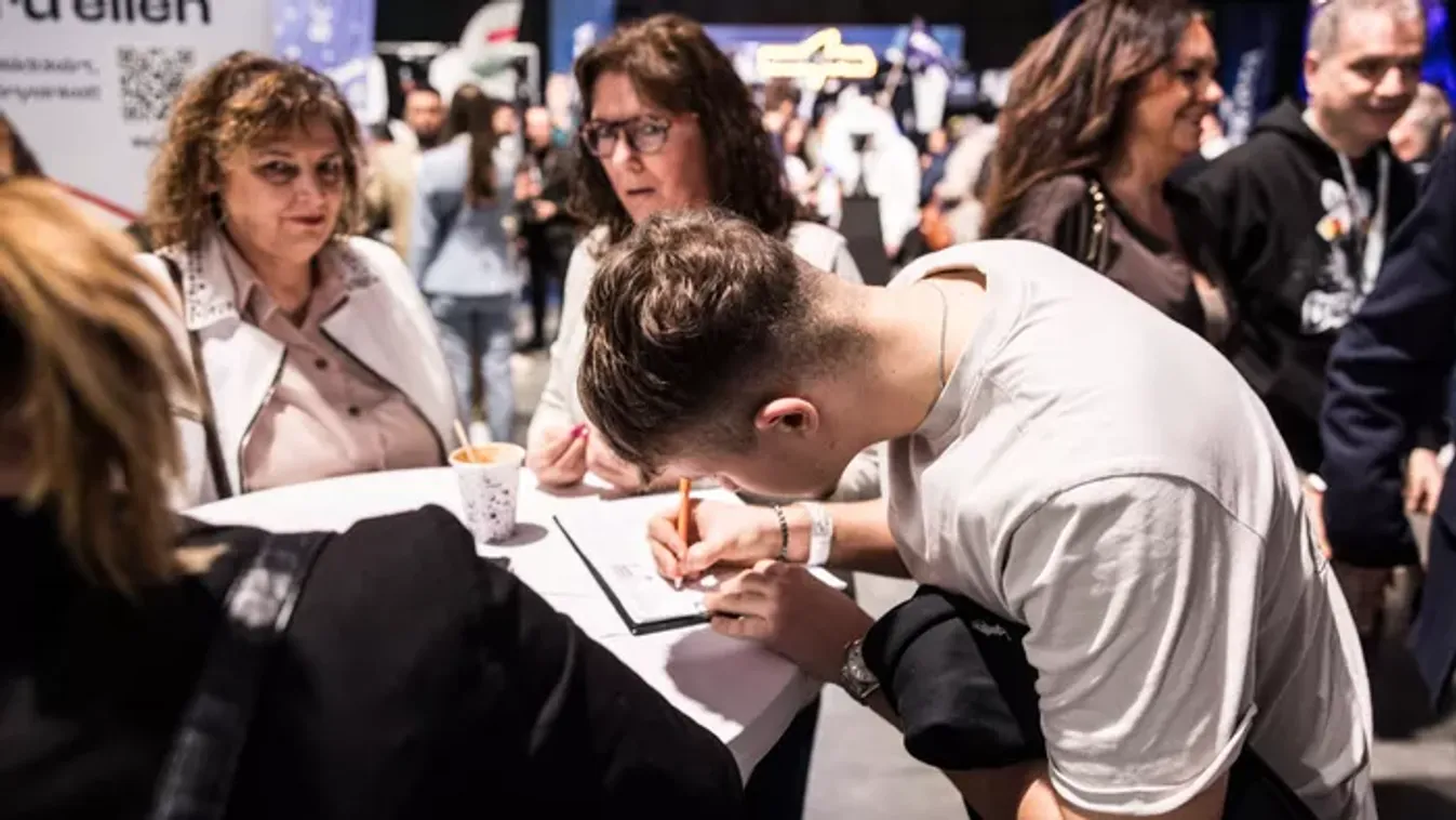 Nem hiszed el, mit üzent Orbán Viktor a debrecenieknek – fotó