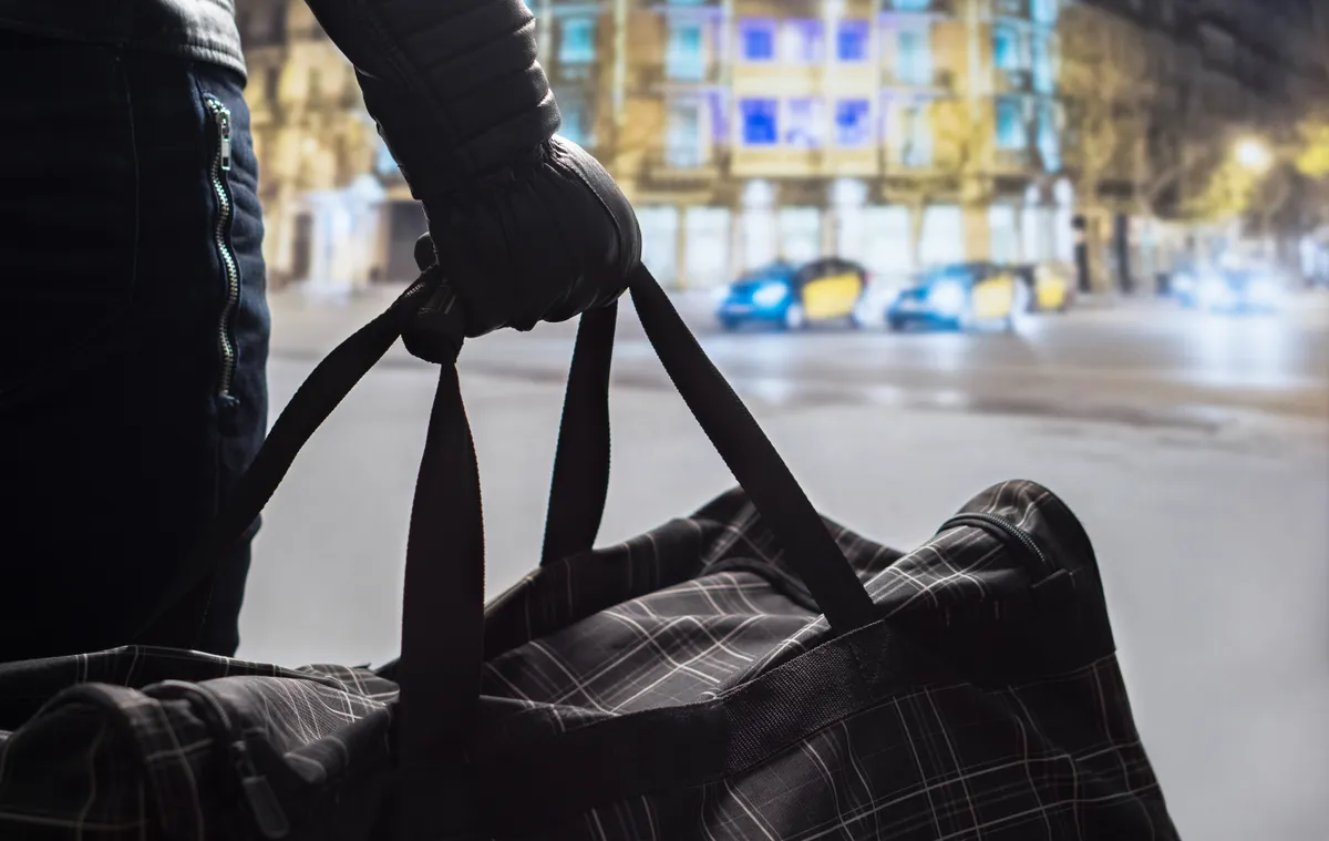 A heroincsempész nyugdíjas ma sem kételkedik online szerelme szavában