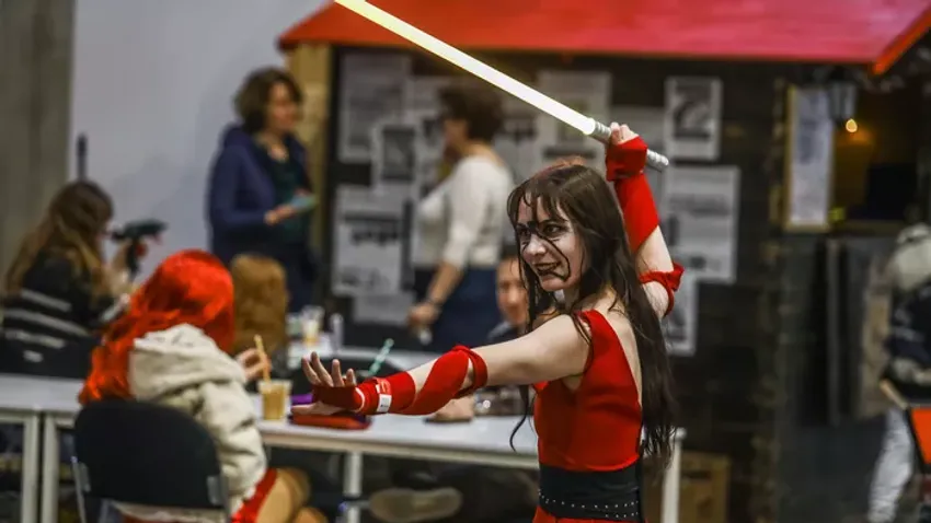 Mutatjuk a 2026-os Comic Con legjobb csajait: Ezeket a kosztümöket nem volt elég egyszer megnézni