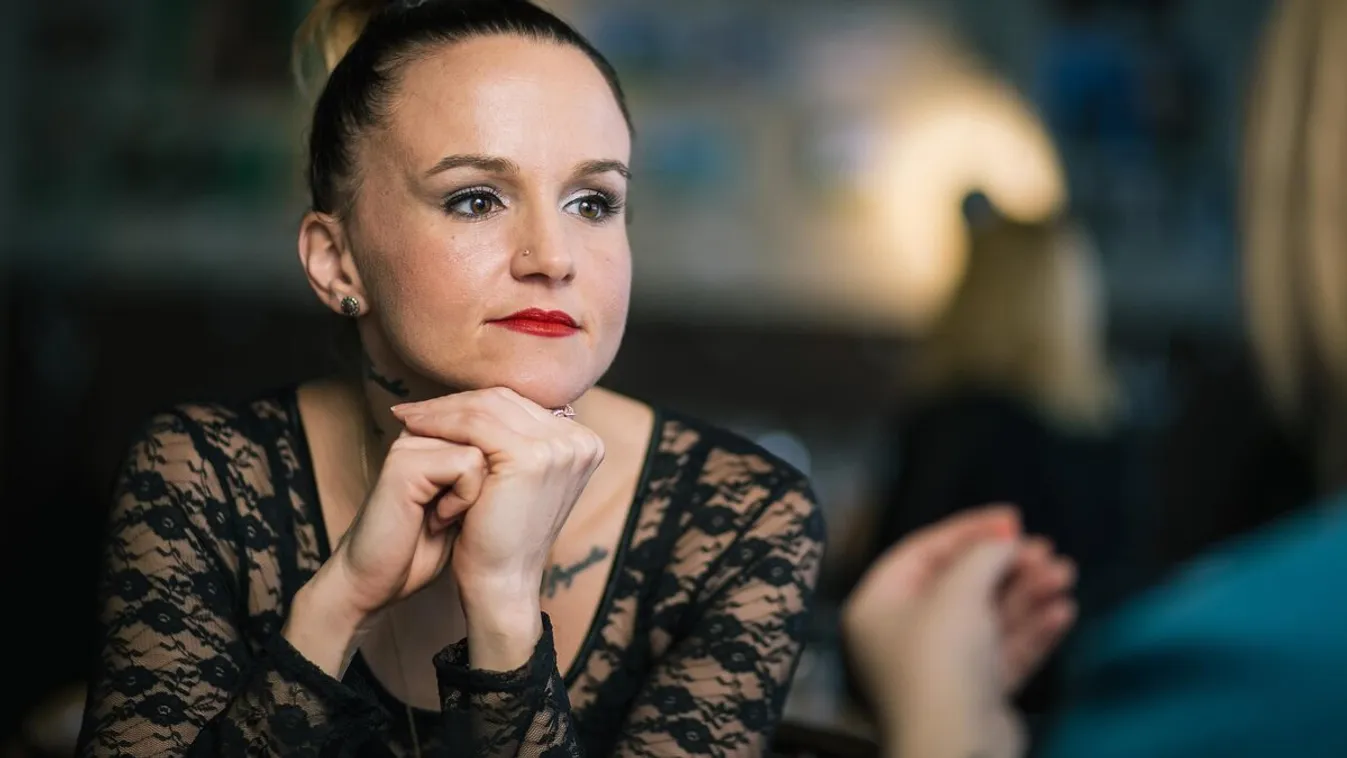 Kollányi Zsuzsi kiakadt: „Azért vagyok erős nő, mert muszáj annak lennem!”