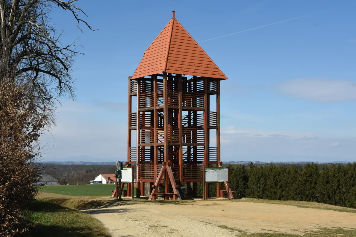 Az Őrségi Nemzeti Park Kétvölgyi-kilátója.