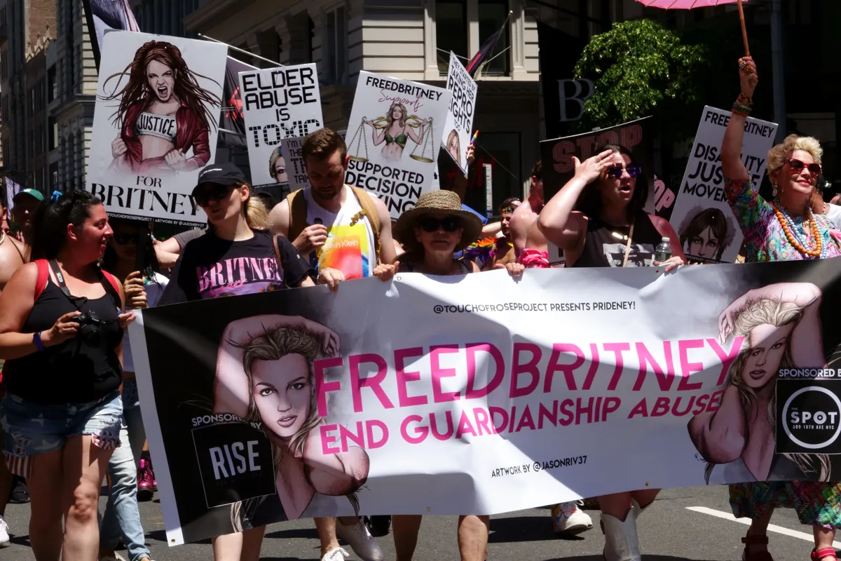 A #FreeBritney mozgalom végül sikerrel járt, Britney Spears 13 év után újra szabad lett 