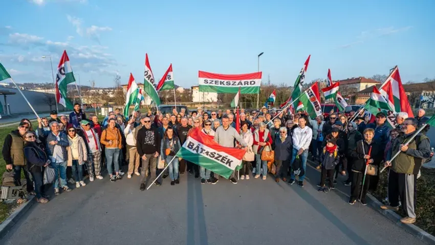 Elképesztő tömeg érkezett vidékről a legnagyobb Békemenetre