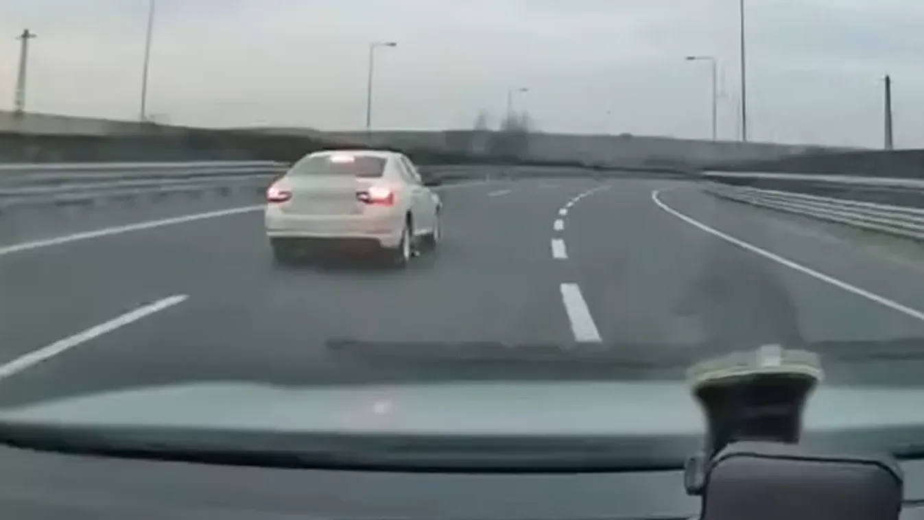 Videón a büntetőfékezés: úgy kiakadt a vétkes sofőr, hogy még maga hívott rendőrt