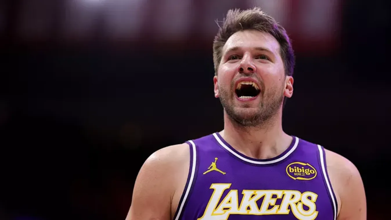 Születése óta nem látta lányát, támadást indított gyermekei anyja ellen a világsztár